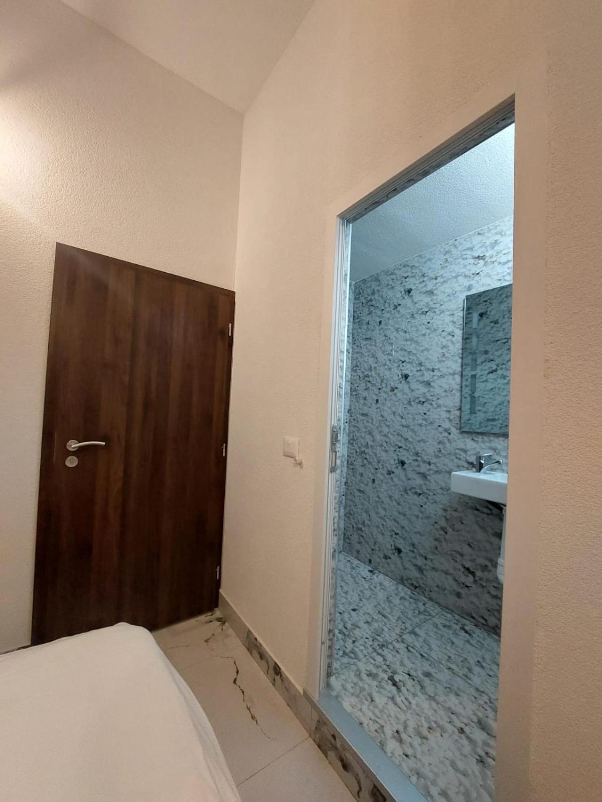 Hotel Inn Prizren Ngoại thất bức ảnh